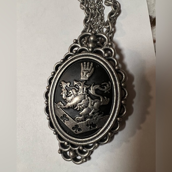 Twilight Rosalie's Necklace Replica Jewelry - Picture 3 of 10